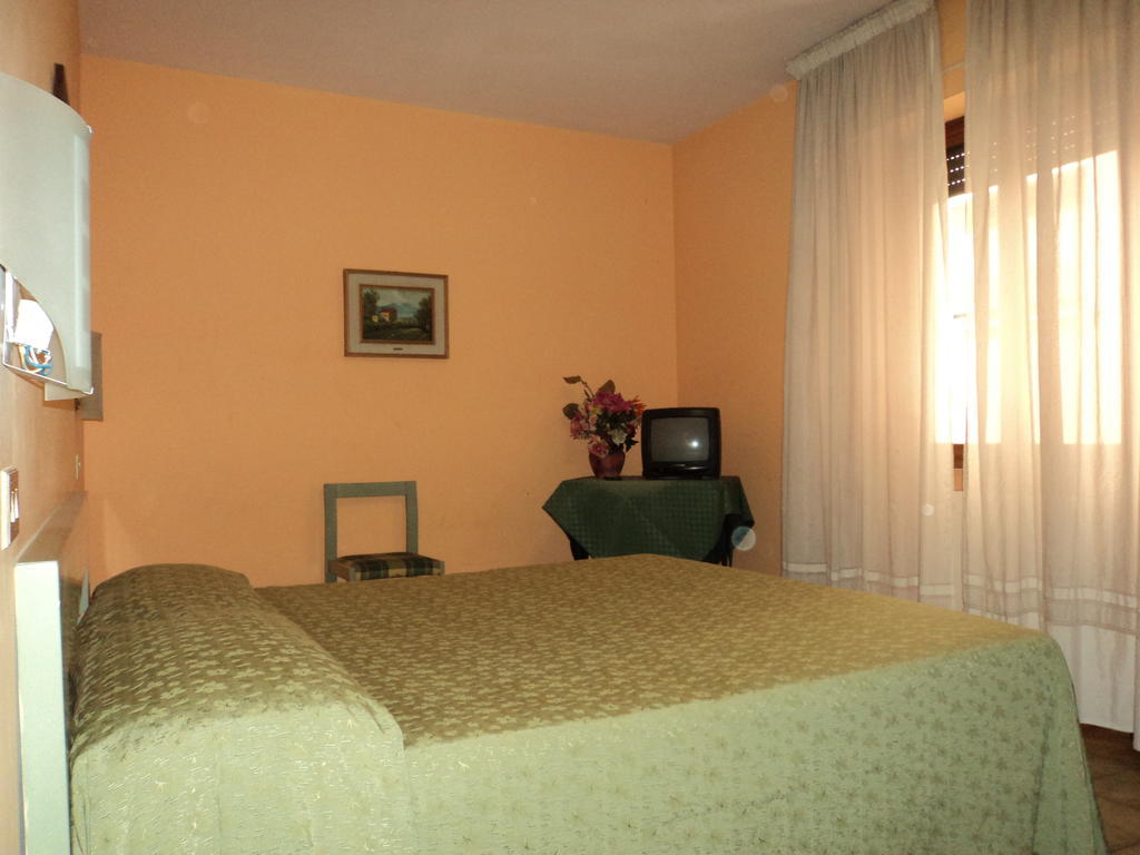 Zenith Hotel Montecatini Terme Værelse billede
