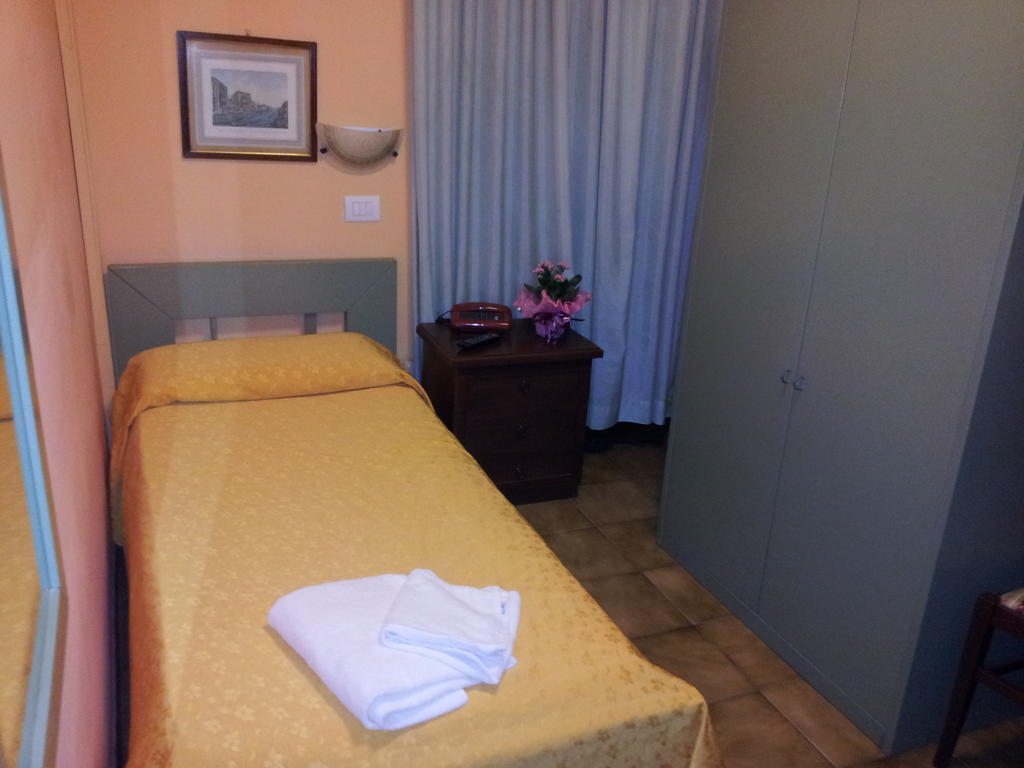 Zenith Hotel Montecatini Terme Værelse billede